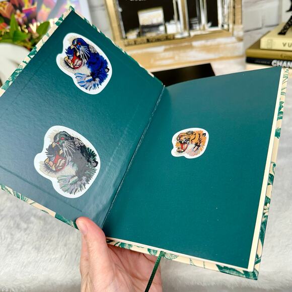 GUCCI Floral Writing Notebook BRAND NEW Great gift item! - Picture 5 of 9